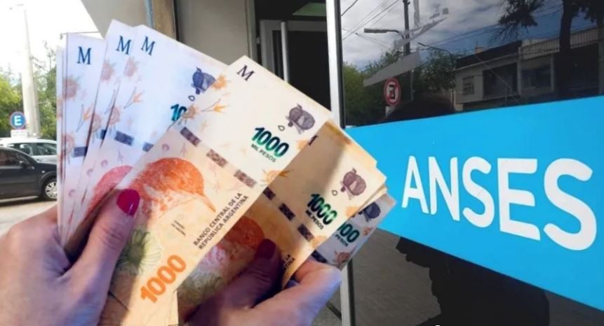 Jubilaciones: Quiénes cobran este mes el pago extra de hasta $10.634 | Actualidad