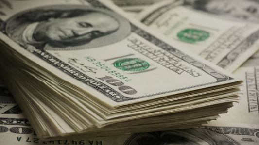 Nuevo salto del dólar: el blue se acerca a los $500 | Economía