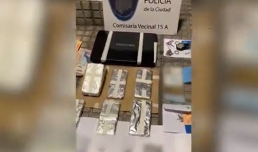 Cayó la "viuda negra del cangrejo": por un tatuaje, apresan a una mujer que drogaba a hombres para robarles | Actualidad