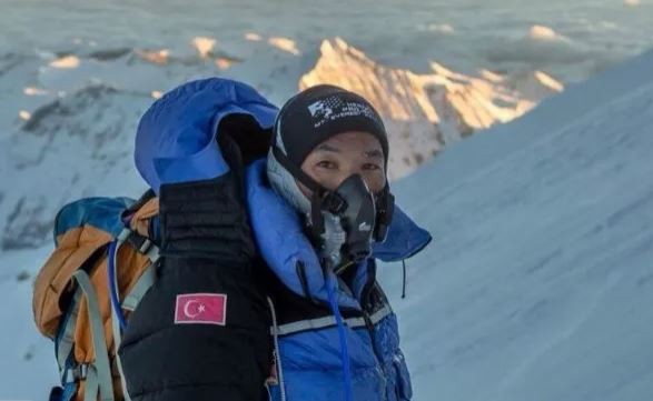 Un montañista nepalí bate récord con su 28va. ascensión al Everest | Deportes