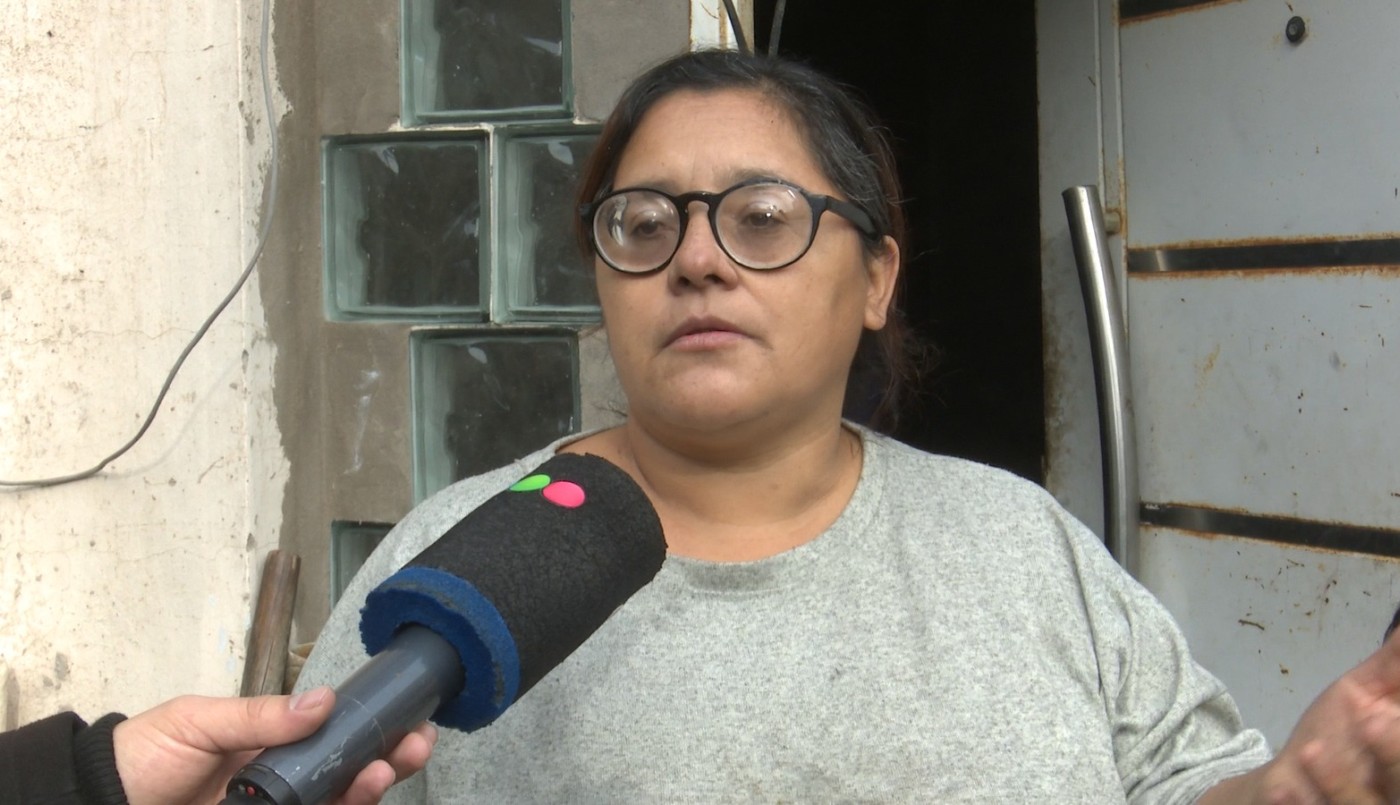 Se incendió una vivienda en Bahía Blanca: "Pusimos un colchón para que los chicos salten desde el primer piso" | Actualidad