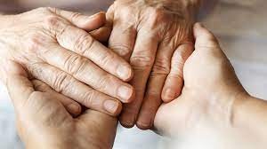 Presentan proyecto de ley para que los adultos mayores alojen a estudiantes en Neuquén | Actualidad