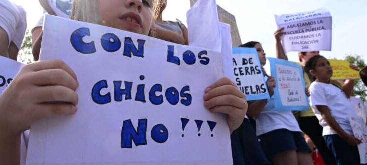 Balearon una escuela en Rosario e hirieron a un nene de 6 años: docentes realizan paro | Actualidad