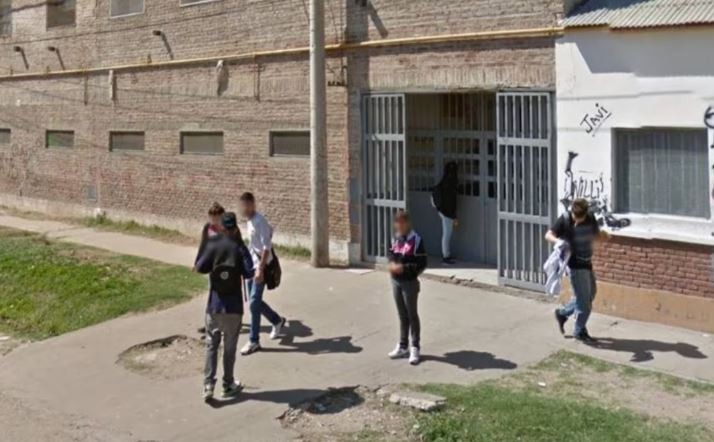 Un alumno de 14 años ingresó a un colegio de Rosario con un arma en su mochila | Actualidad