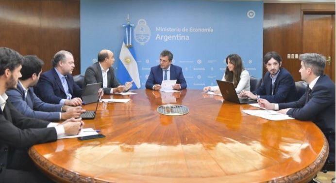 Canje de deuda: 78% de adhesión y más de 7 billones de pesos refinanciados | Economía