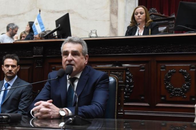 Rossi negó en Diputados que haga falta una "devaluación brusca" y descartó una "hiperinflación" | Política