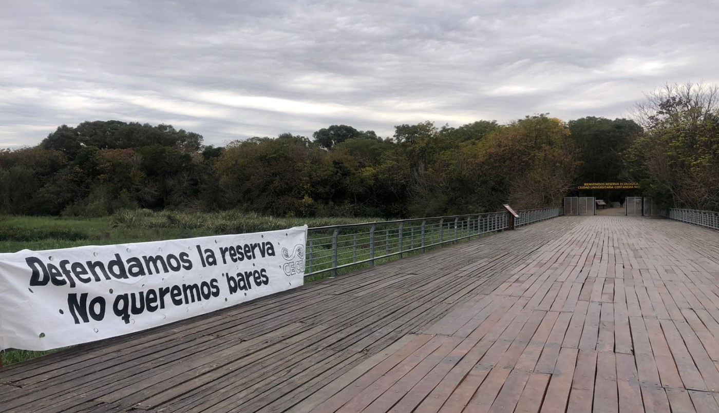 Estudiantes marchan contra la instalación de bares en la Reserva Ecológica de Costanera Norte | Actualidad