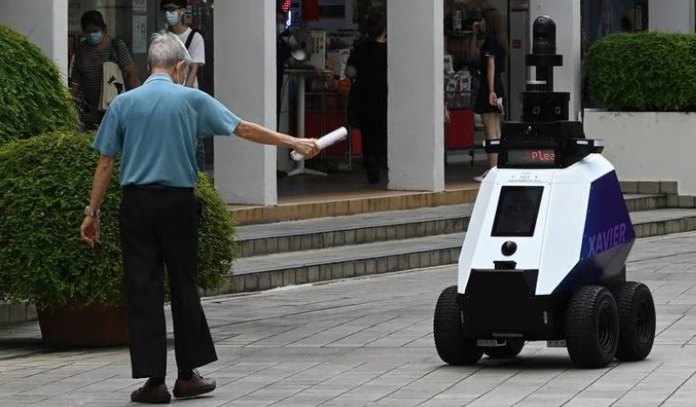 Singapur desplegará robots policías en sus calles | Internacionales