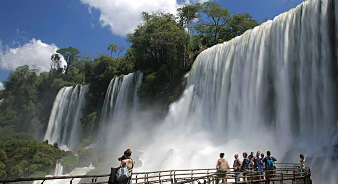 El turismo generó $106.197 millones en gastos durante el fin de semana largo | Economía