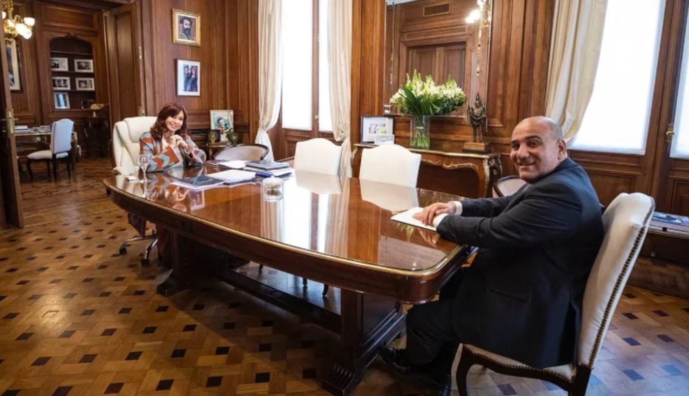 ¿Candidato? A solo tres días del cierre de listas Cristina recibió a Manzur en el Senado | Elecciones 2023