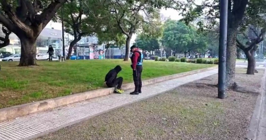 En plena 9 de Julio, un automovilista quiso acuchillar a otro durante una discusión de tránsito | Actualidad