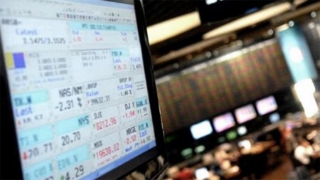 Suben los bonos y las acciones tras el anuncio de la candidatura presidencial de Massa | Economía