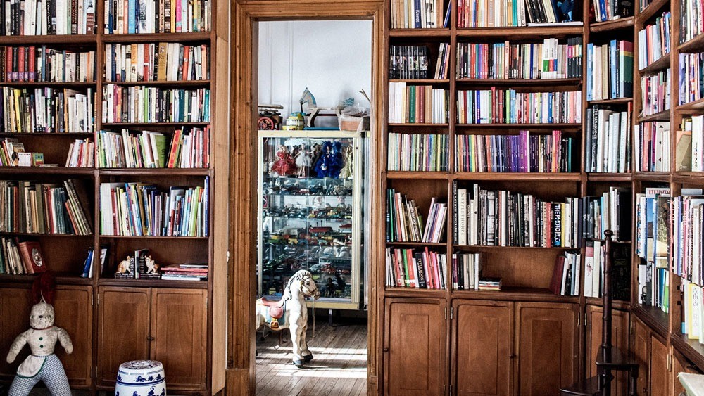 Libreros anticuarios rinden tributo a "Fervor de Buenos Aires": el primer libro de Borges cumple 100 años | Actualidad