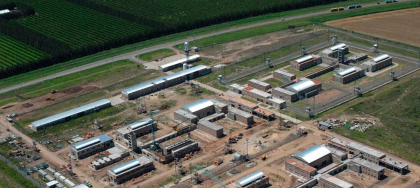 Instalan inhibidores de señales de celular en un penal santafesino cercano a Rosario | Actualidad