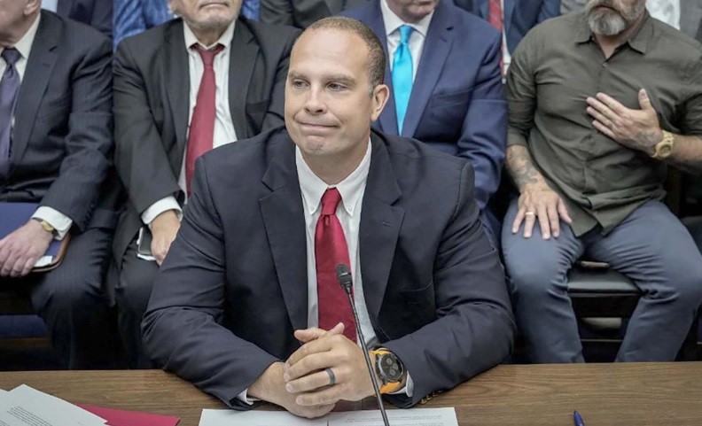 Estados Unidos: declaró un exmilitar en el Capitolio y reveló que se rescataron restos "biológicos no humanos" de ovnis | Internacionales