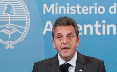 Economía denunciará a proveedores de la CABA por manipular el dólar blue | Economía