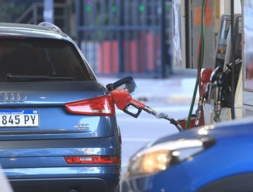 Adelantan subas de combustibles pactadas para después de las PASO | Economía