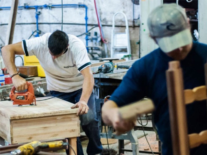 Cuatro de cada diez empleados privados trabajan en negro | Economía