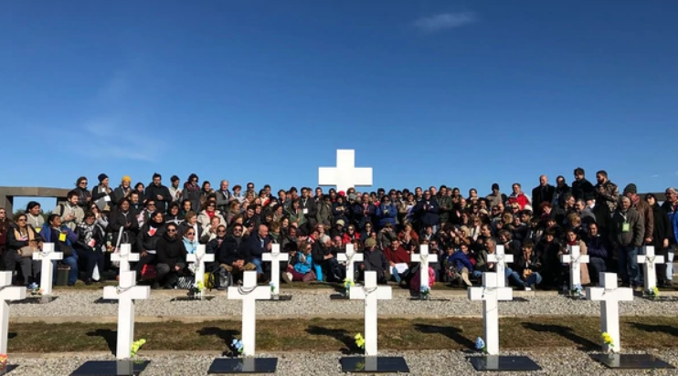 Macri recibirá esta tarde a los familiares de los soldados caídos en Malvinas | Política