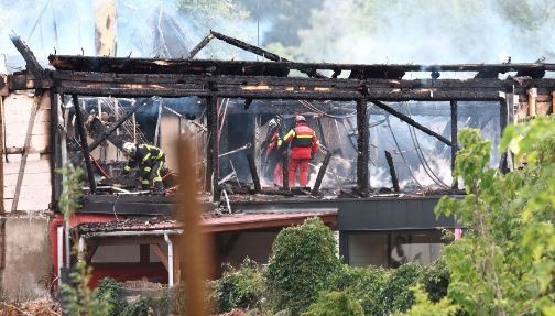 Once desaparecidos tras un incendio en un albergue con personas con discapacitad en Francia | Internacionales