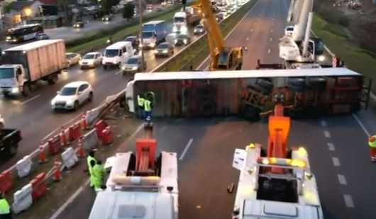 Choque múltiple en la Autopista Panamericana: un muerto | Actualidad