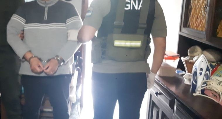 Detuvieron a jefe de Drogas Ilícitas y a otro policía acusados de complicidad con narcos | Actualidad