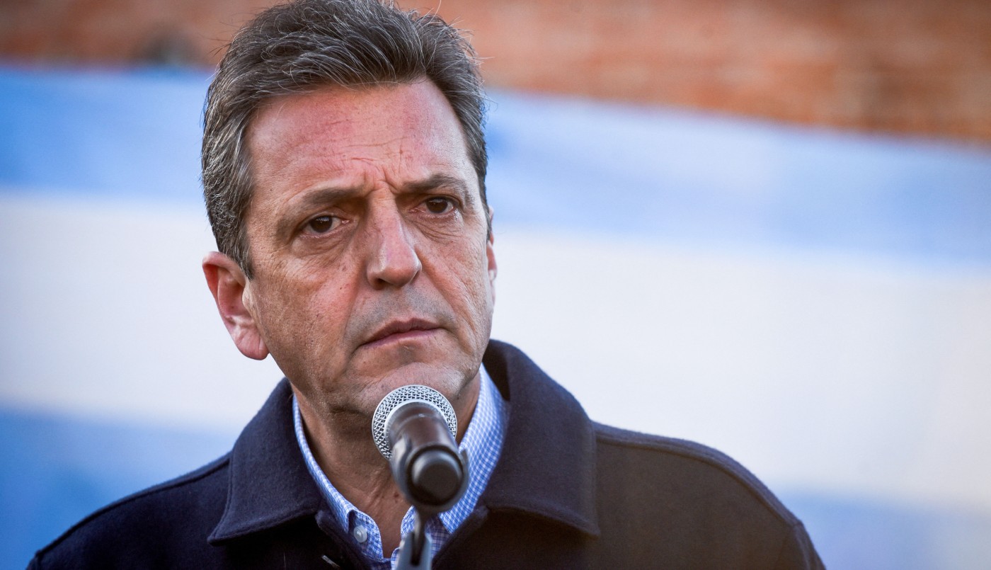 Massa prepara un paquete de medidas para incentivar el consumo y amortiguar la devaluación | Economía