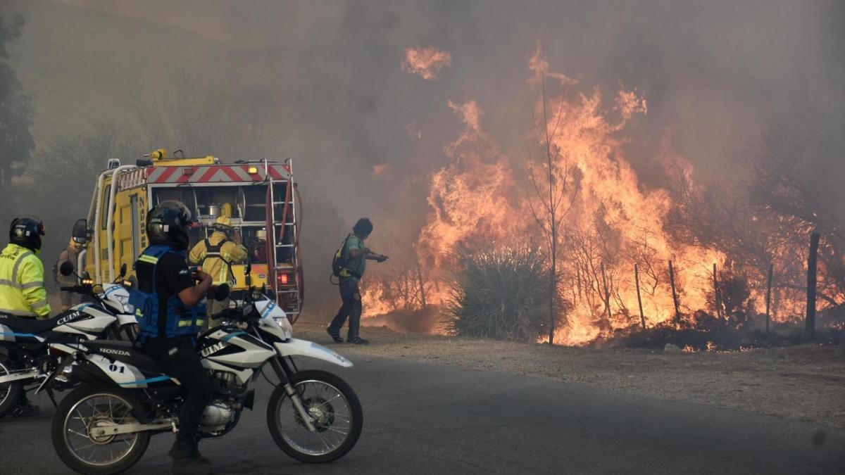 Incendios en San Luis: quedan focos en las sierras centrales | Actualidad