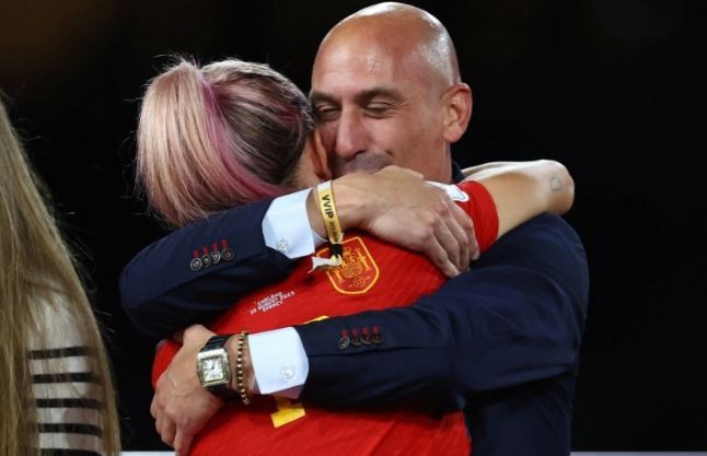 Rubiales dejará la Federación Española por su comportamiento en la final del Mundial Femenino | Deportes