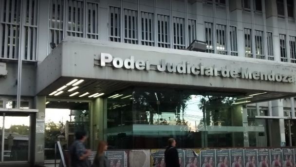 Remueven a empleados forenses por la cremación errónea del cuerpo de una beba en Mendoza | Actualidad