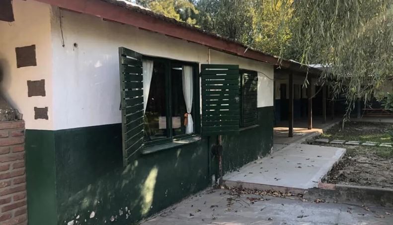 Escobar: un alumno atacó con un cuchillo a una compañera y a la maestra | Actualidad