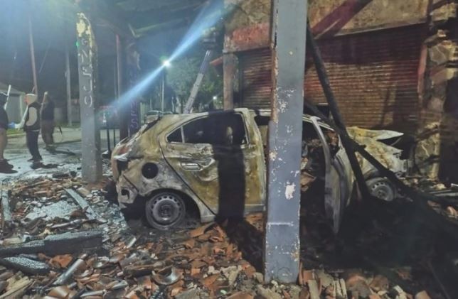 El Palomar: un camillero le robó el auto a un médico, chocó y el profesional lo auxilió | Actualidad