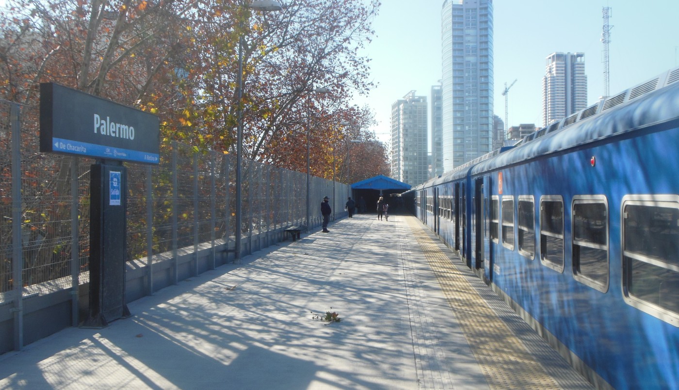 Apuñalan a un hombre en la estación Palermo del ferrocarril y se investiga la causa del ataque | Actualidad