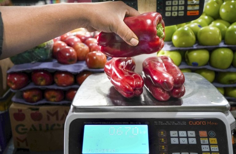 El INDEC informa hoy la inflación de agosto, que sería la más alta en 21 años | Economía