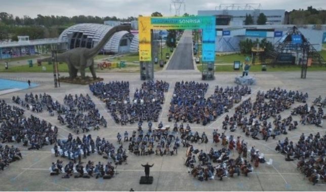 Video: "La orquesta más grande de la historia de la Argentina" tocó en Tecnópolis | Espectáculos
