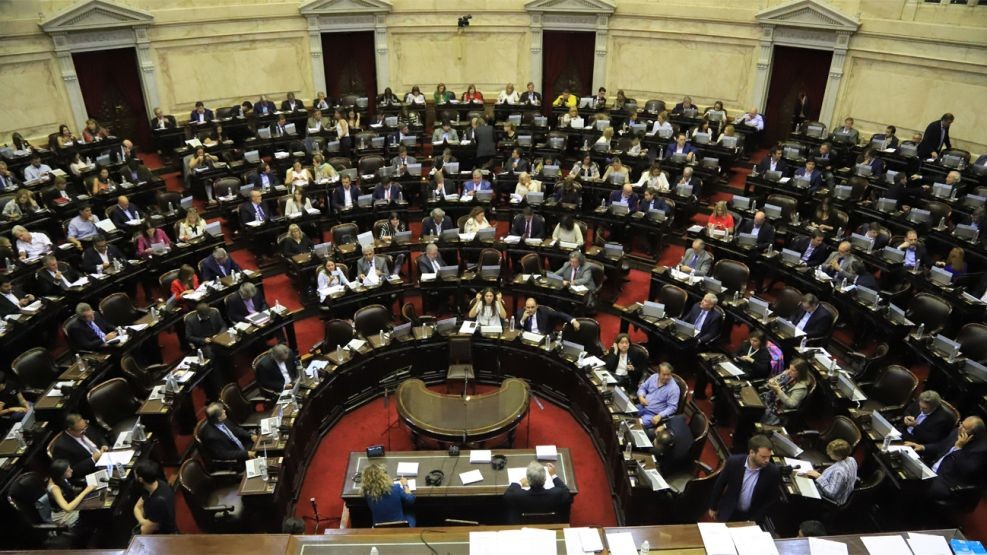 Diputados comienza a tratar la reducción de la jornada laboral | Política