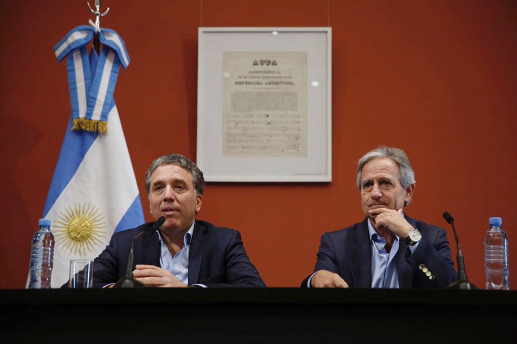 Ajuste en marcha: se frenan los ingresos al Estado por dos años | Política