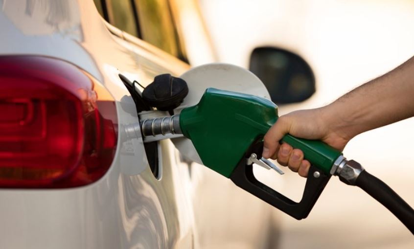 Suba de precio mayorista y demora en importaciones, el detrás de la falta de combustible | Economía