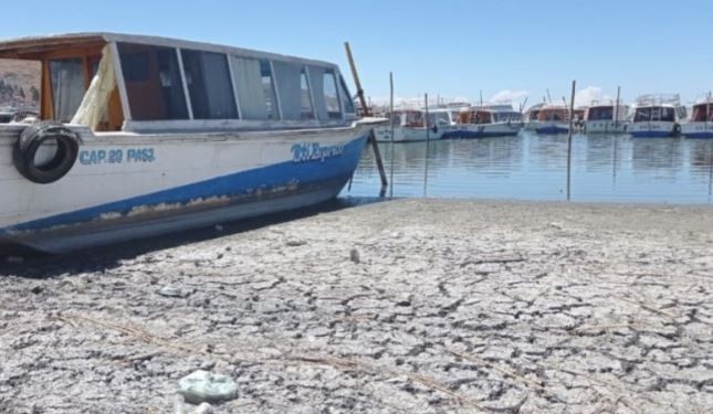 Bolivia y Perú en alerta tras registrarse el nivel histórico más bajo de agua en el lago Titicaca | Clima, naturaleza y medio ambiente