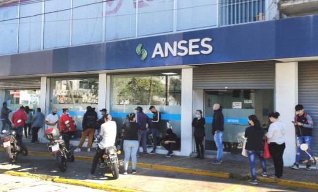 Trabajadores: Cómo sacar el préstamo de $400.000 que sigue vigente en Anses | Economía