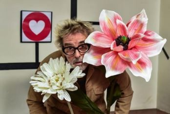 Mex Urtizberea invita al ciclo de tertulias ¡FA!: "Un saltito del espíritu ante lo que conmueve" | Espectáculos