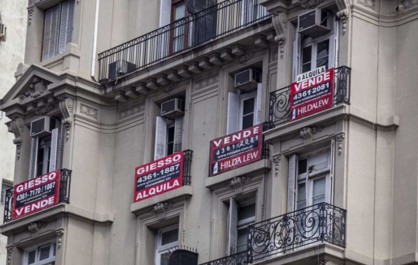 Telefonía celular, peajes, alquileres, colegios y prepagas: los aumentos que impactarán en noviembre | Economía