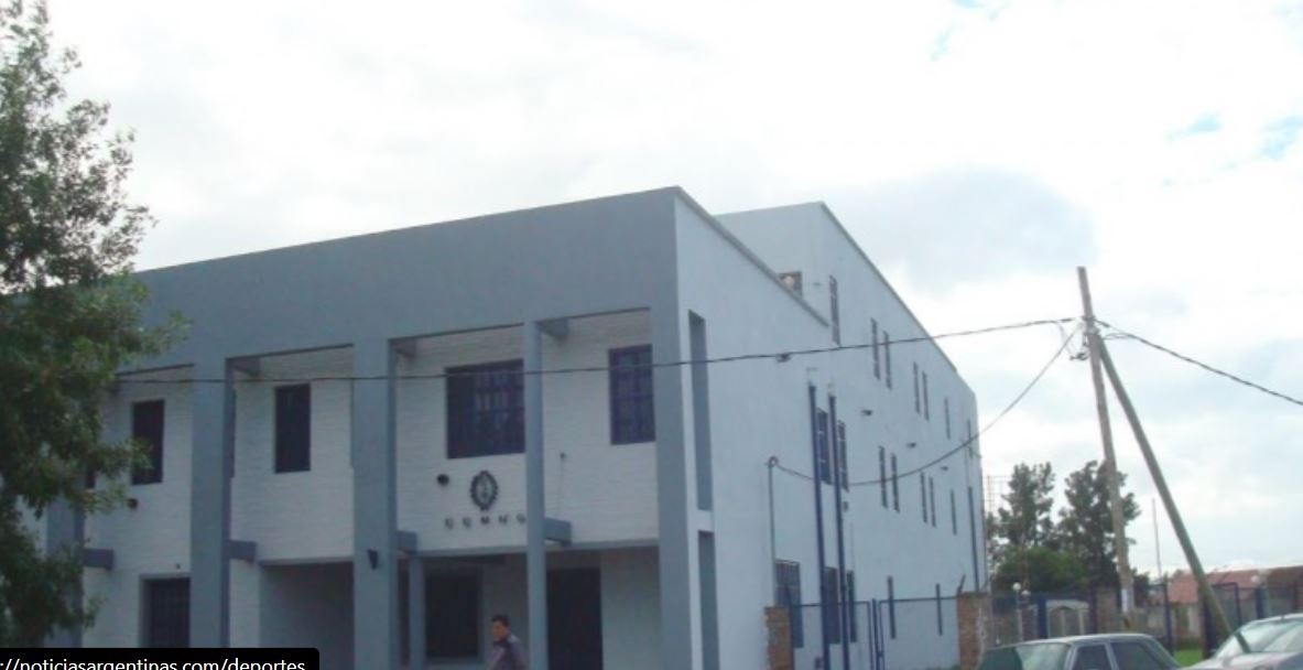 Horror en Berazategui: un chico de 13 años fue acuchillado y arrojado a un contenedor de basura | Actualidad