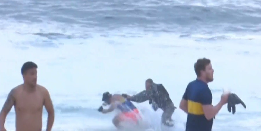 "No respondan a provocaciones", dijo Daniel Scioli tras la agresión a hinchas de Boca | Deportes