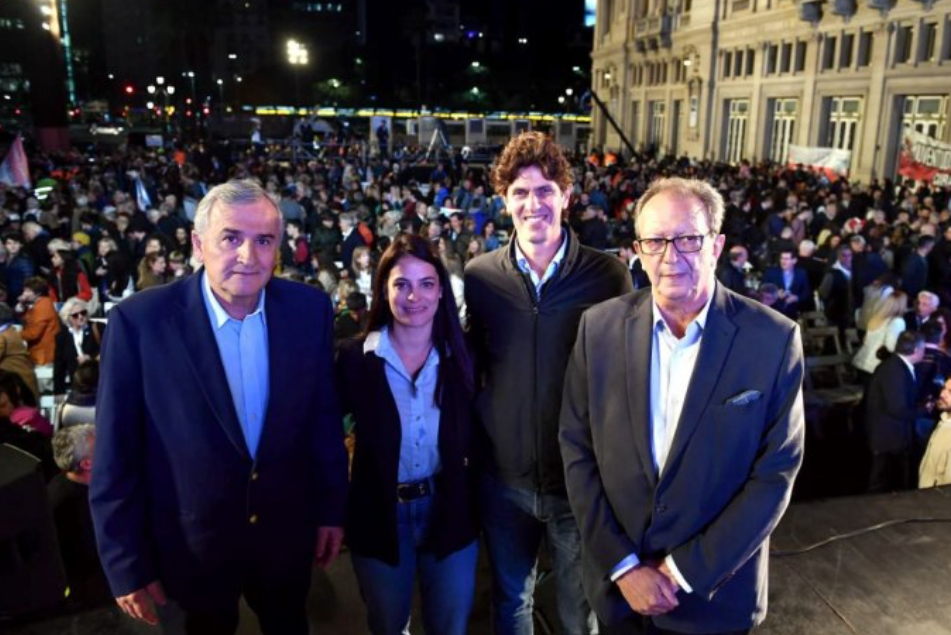 La UCR expresó "su disposición a la cooperación republicana" con Milei | Política