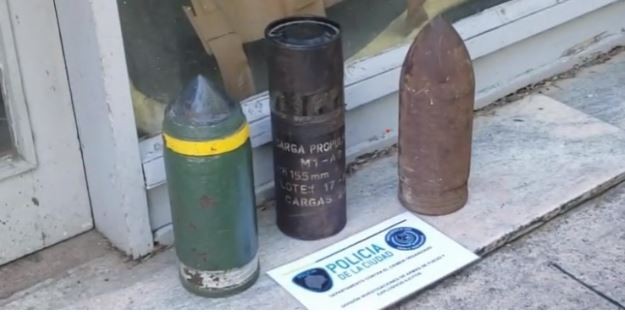 Secuestraron en Villa Crespo proyectiles de cañón que se ofrecían a la venta por internet | Actualidad