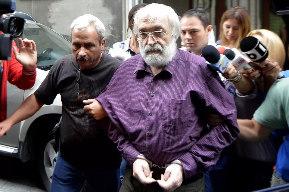 "Porno yoga": Detienen a 41 miembros de una secta internacional en París acusados de numerosos abusos | Internacionales