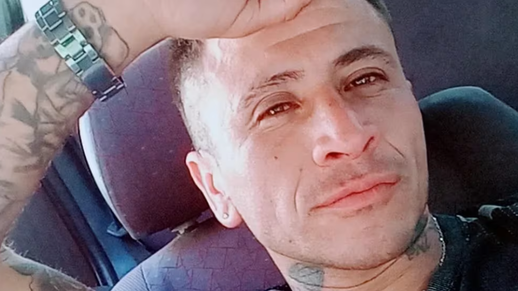 El hombre asesinado en la toma de Los Hornos había amenazado a otro: "Donde sea te voy a encontrar" | Actualidad