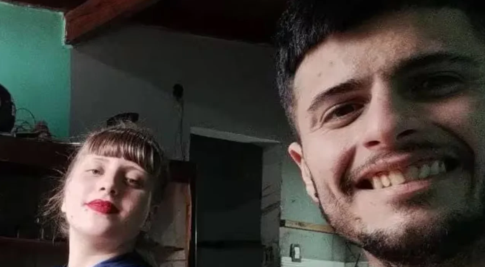 Aberrantes posteos del acusado de golpear y tirar a una adolescente de un quinto piso | Actualidad