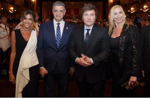 Milei cerró el domingo con la gala en el Colon la jornada de asunción | Política